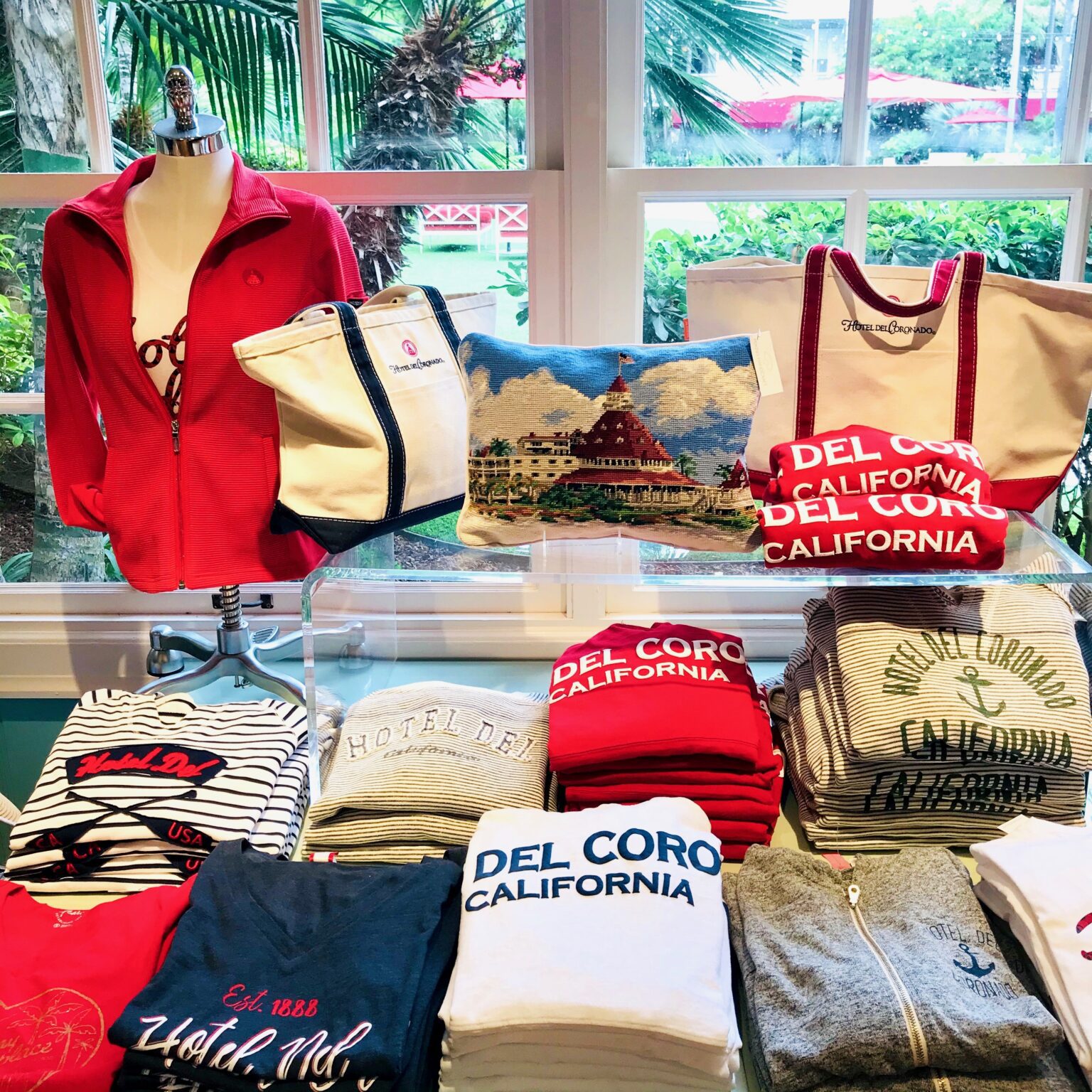 Signature Shop at the Hotel Del Coronado Visitor Center